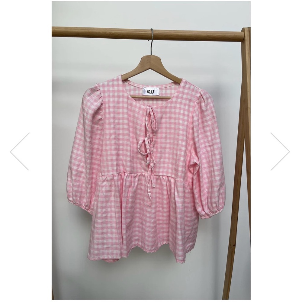 ALBA GINGHAM TIE BLOUSE

Gingham cotton Poplin Peplum Tie Blouse